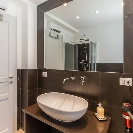 Trappeto Dellago With Sea View, Pool, Parking & Wi-fi *