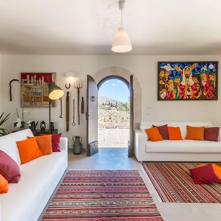 Trappeto Dellago With Sea View, Pool, Parking & Wi-fi