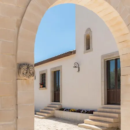 Trappeto Dellago With Sea View, Pool, Parking & Wi-fi Villa Avola