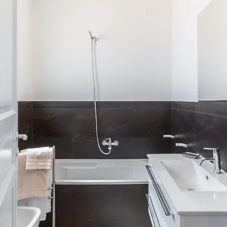 Trappeto Dellago With Sea View, Pool, Parking & Wi-fi Villa *