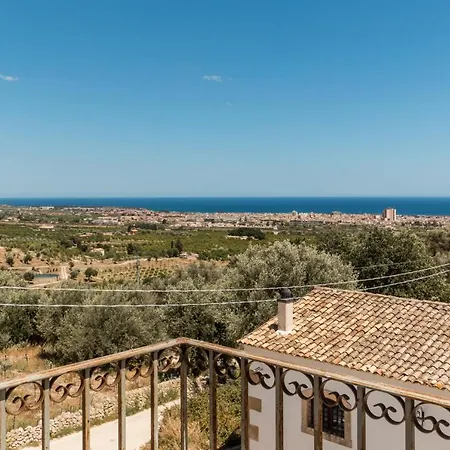 Trappeto Dellago With Sea View, Pool, Parking & Wi-fi Villa *