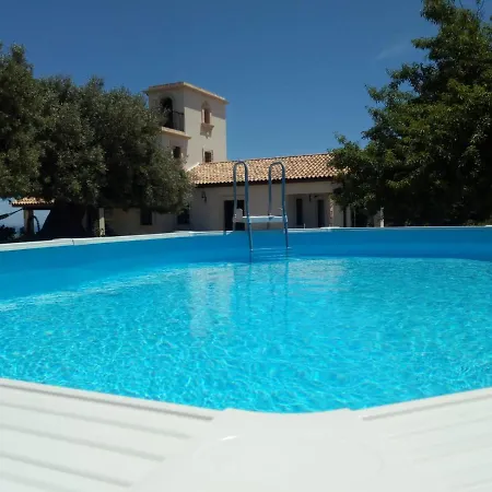 Trappeto Dellago With Sea View, Pool, Parking & Wi-fi